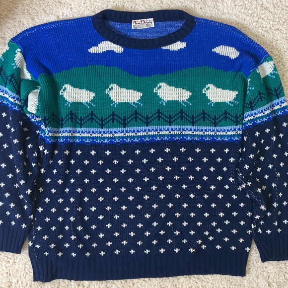 Vintage knit sweater sheep clouds pattern size large - Picture 8 of 11